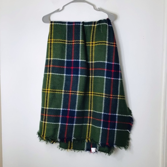 Marley Lilly green plaid blanket scarf fringe - Picture 4 of 4